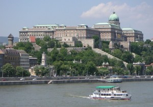 Die Budapester Burg und die Donau